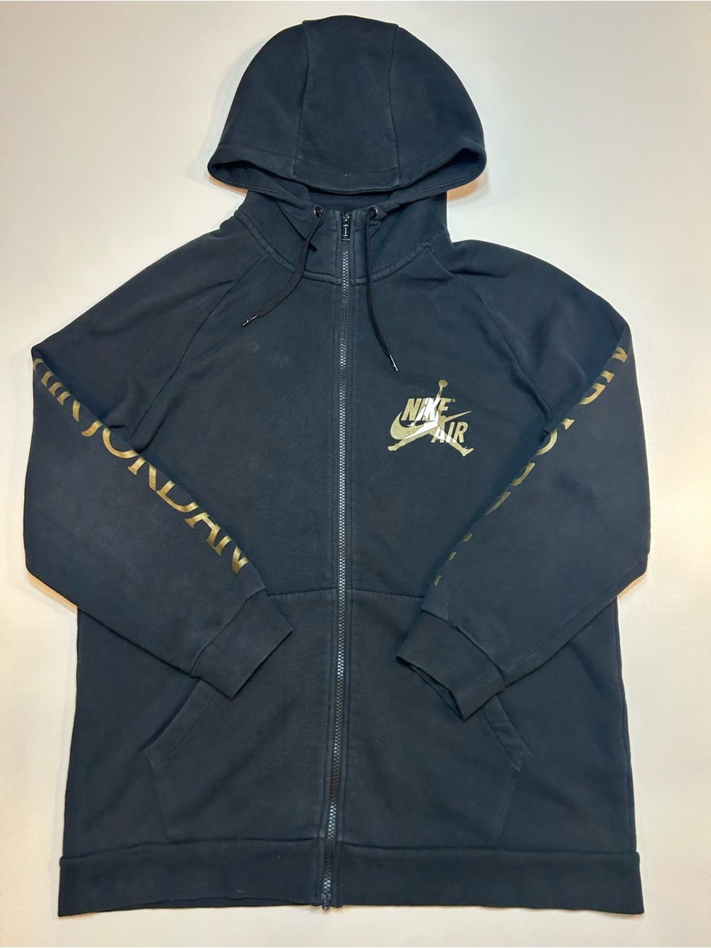 Nike Air Jordan Black Full Zip Hoodie Gold Graphic Sleeve Spellout Sweatshirt